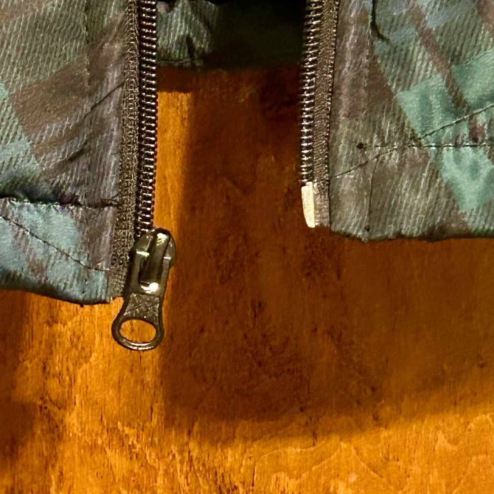 Jason Maxwell Black and Teal Plaid Quilted Vest - Picture 3 of 6